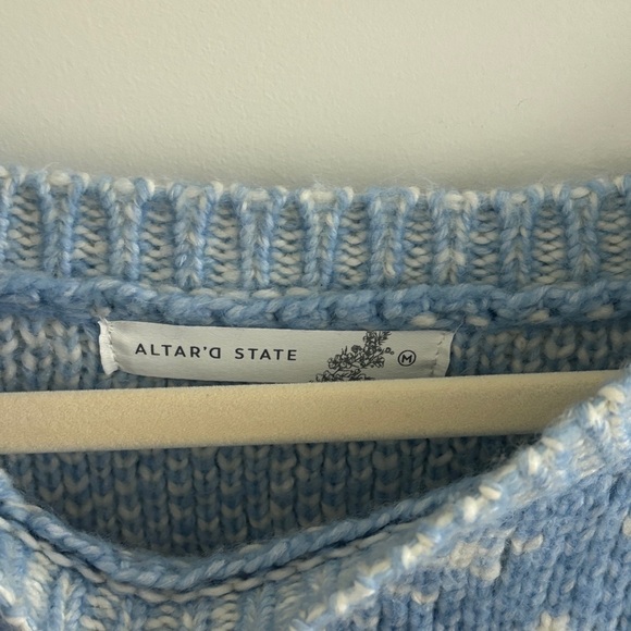 Blue and White Women’s Sweater - Picture 2 of 3